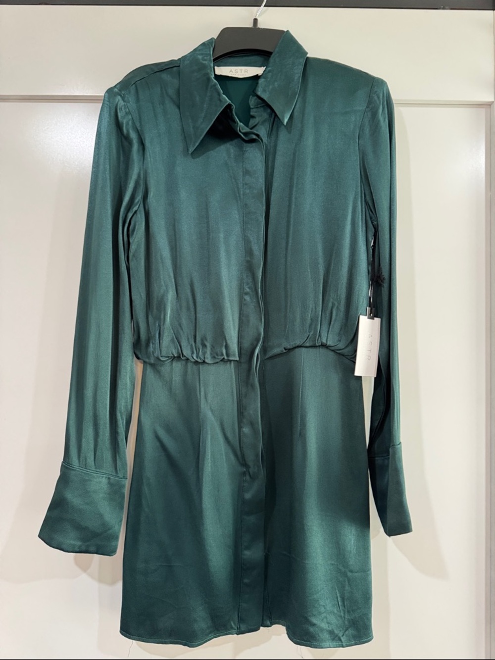 ASTR Satin Long-Sleeve Mini Dress XS